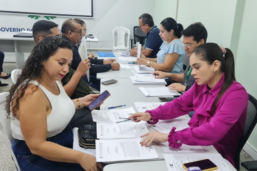 Governo do Amapá inicia etapa de assinatura do termo de posse para 523 novos servidores da Educação 