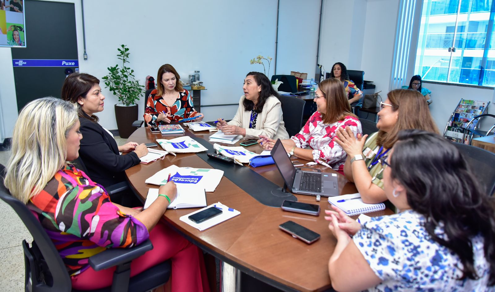 Governo do Amapá e Sebrae reúnem para tratar sobre o projeto 'Educação Empreendedora'