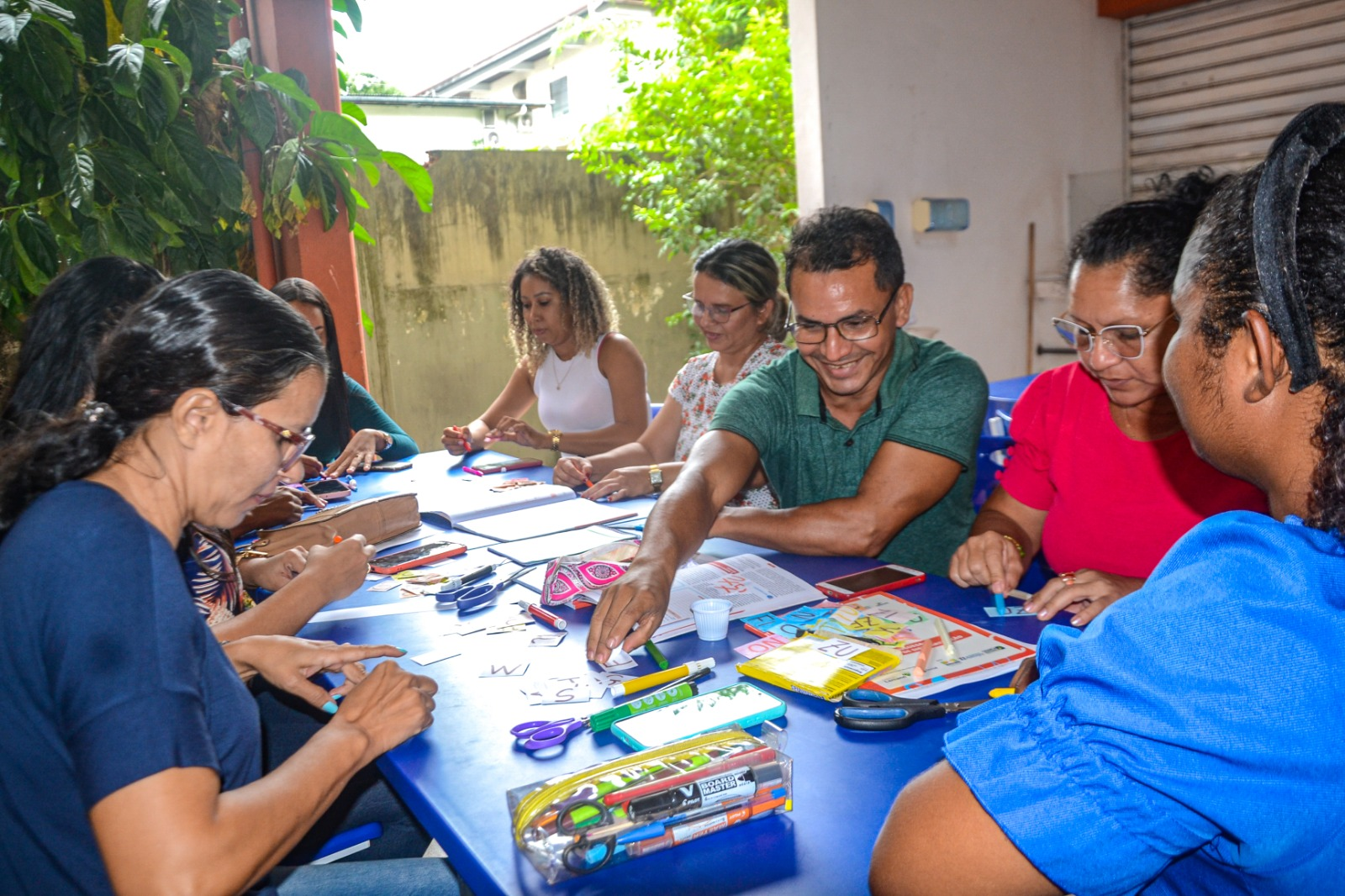 Governo do Amapá capacita mais de 200 professores da rede estadual em práticas lúdicas de alfabetização