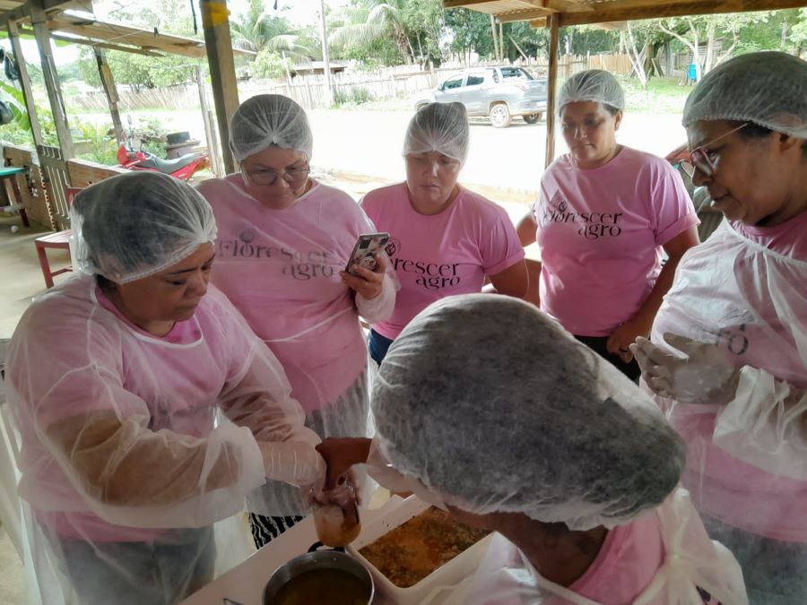 Ueap leva cursos para desenvolver a liderança em mulheres das zonas rurais do município de Amapá