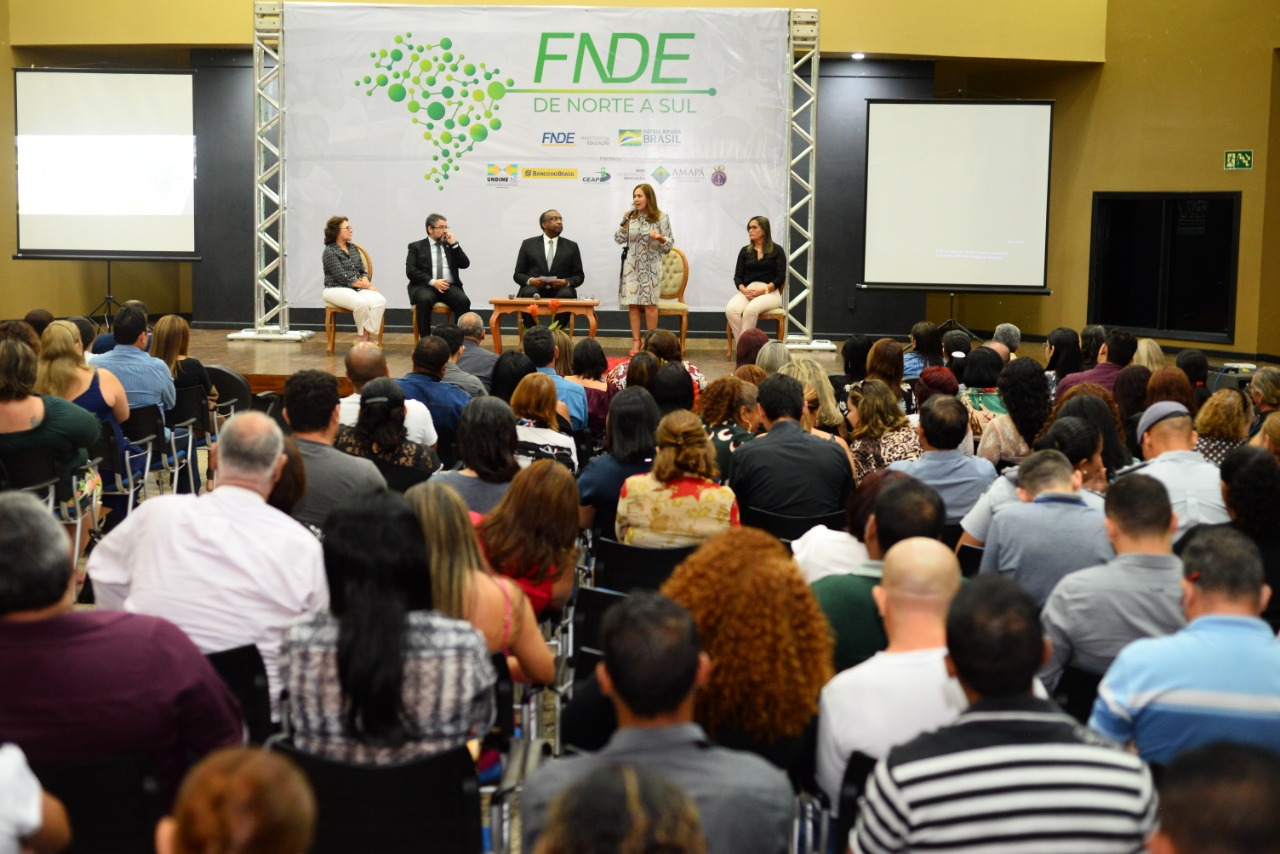 Amapá deve implementar primeiro modelo nacional de consórcio da educação