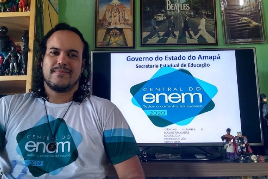 Central do Enem: Professores contam rotina de trabalho no YouTube