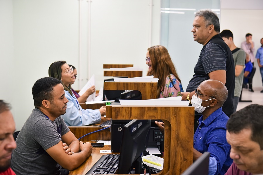 Em 1 ano e 3 meses, Governo do Amapá garante mais de 7,2 mil progressões de servidores da Educação