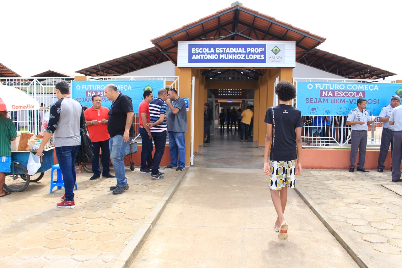 Escola Estadual Antônio Munhoz vai sortear 50 vagas no sábado, 1º
