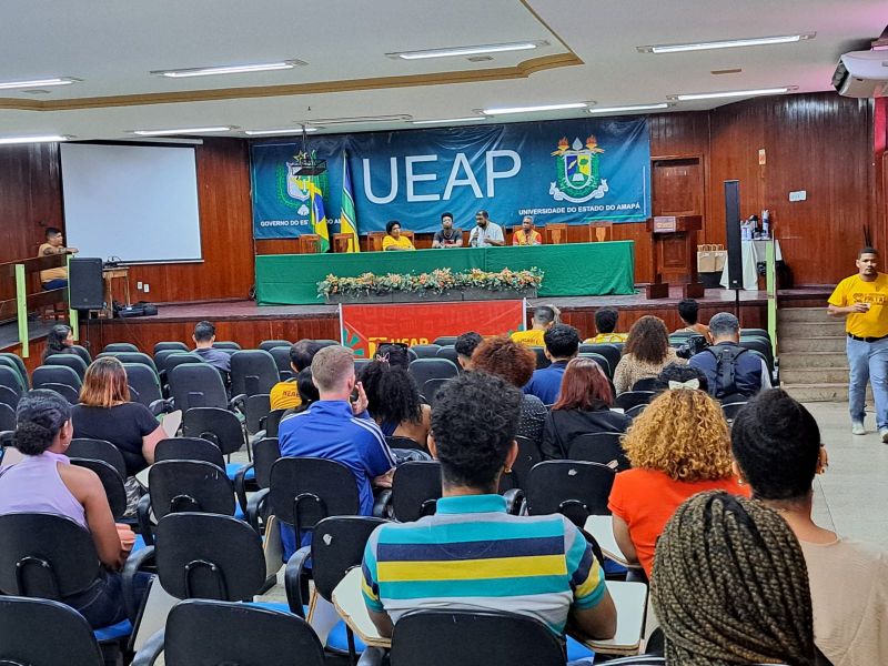 Ueap discute a visibilidade e presença de pessoas negras na ciência em evento que reuniu instituições de ensino