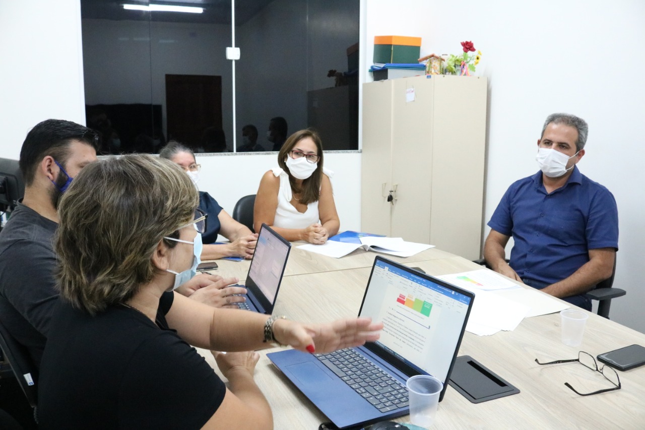 Dados do Programa Criança Alfabetizada são apresentados às futuras gestões de Tartarugalzinho e Macapá