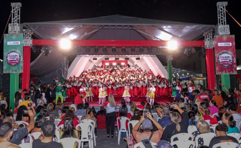 Com amor e emoção, estudantes participam da 'Cantata Natalina das Escolas Estaduais' de Santana organizada pelo Governo do Amapá