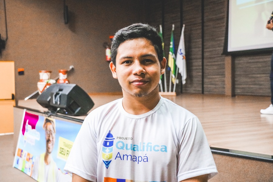 Serve para agregar muito mais conhecimento’, destaca aluno sobre aulão do projeto Qualifica Amapá