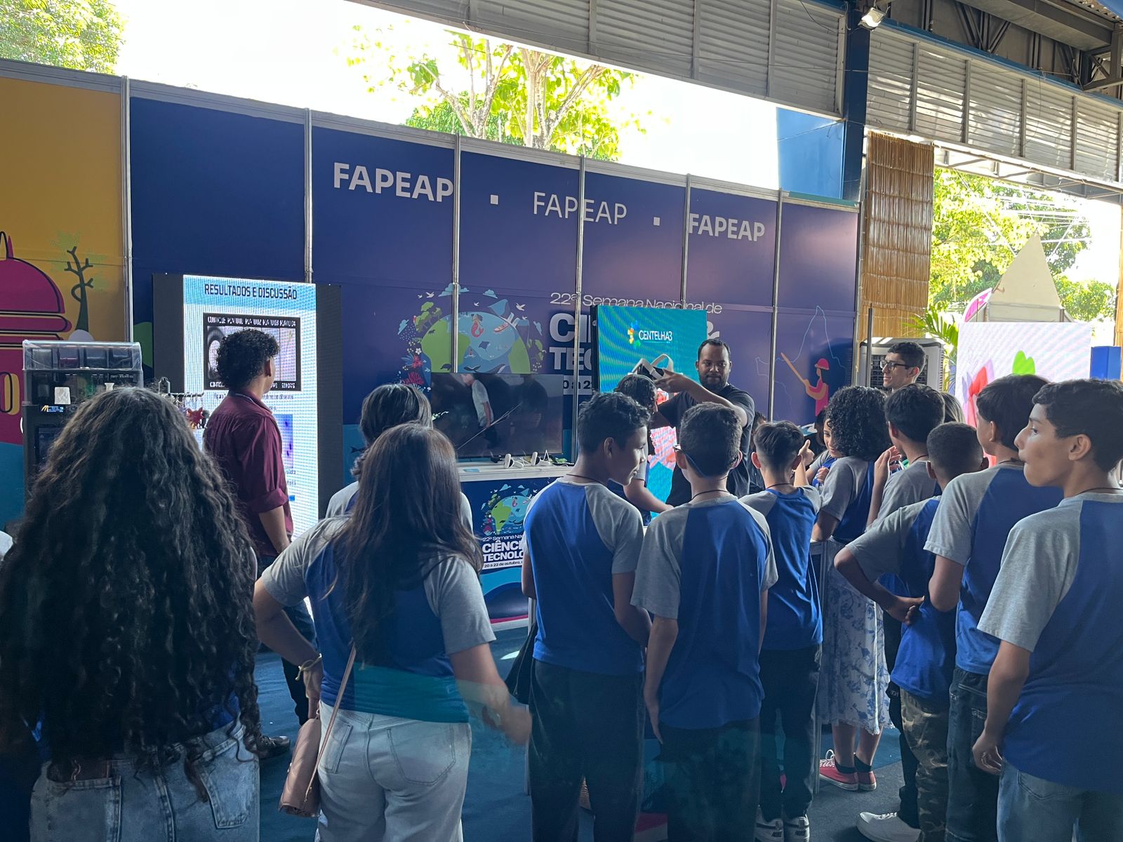 FAPEAP participa da 22ª Semana Nacional de Ciência e Tecnologia com inovação e tecnologia interativa