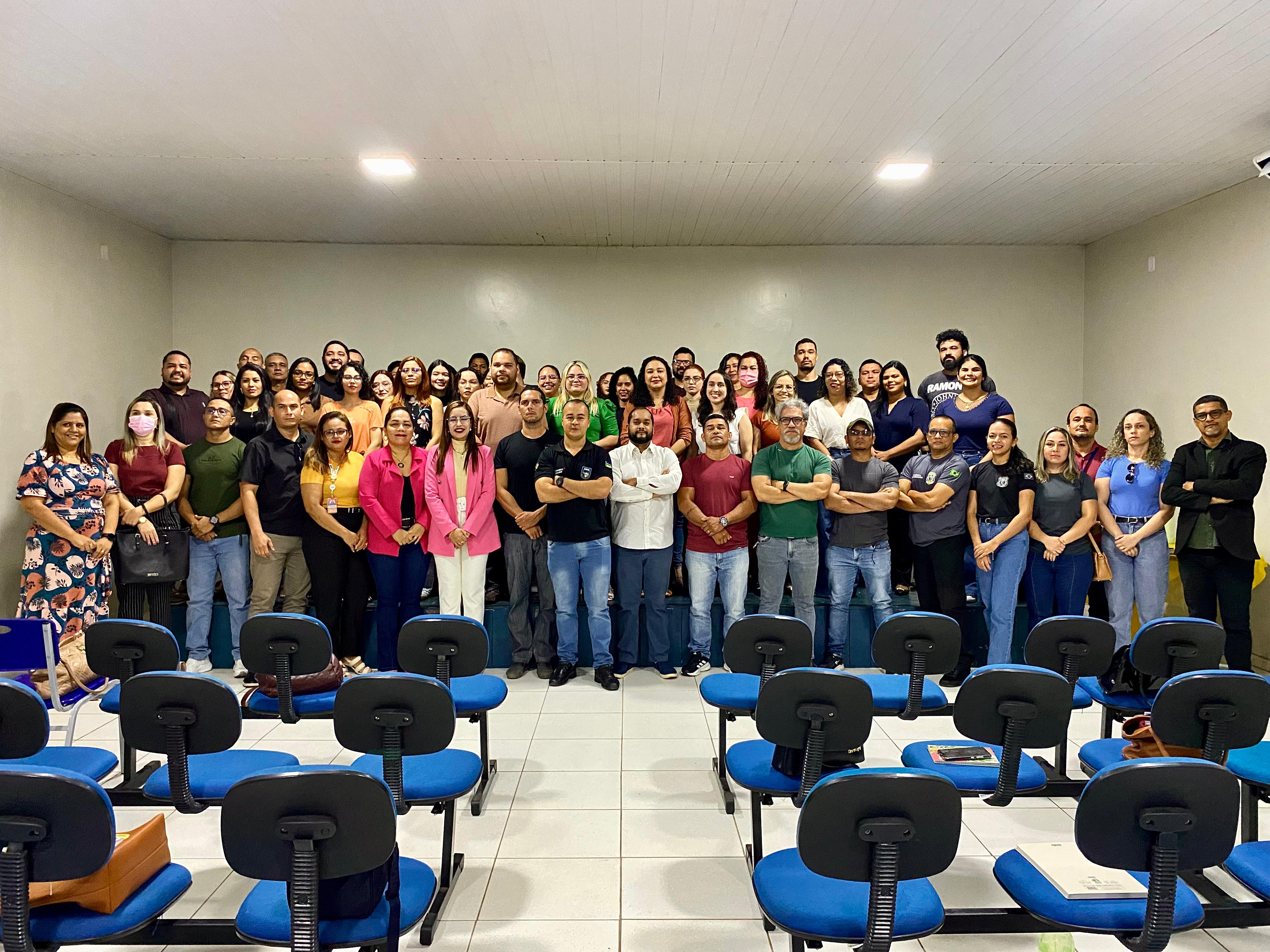 REUNIÃO DE ORIENTAÇÃO COM OS CANDIDATOS DO CONCURSO DA FCRIA