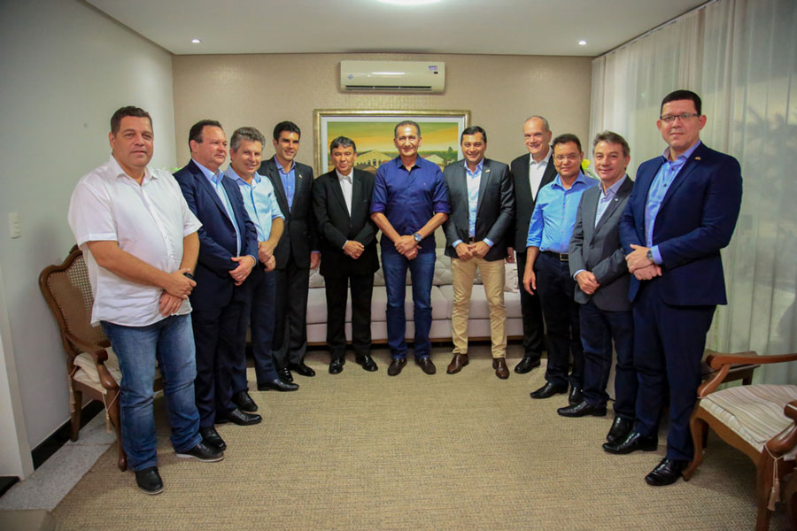 Governadores do Norte e Nordeste firmam pacto para conectar estados em demandas comuns