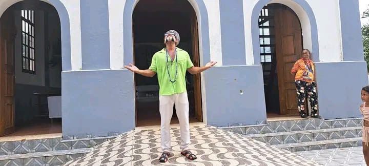 Cantor Carlinhos Brown visita Mazagão Velho