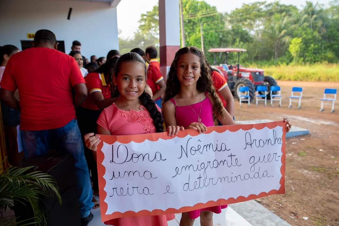 Prefeito Dudão Costa entrega nova escola na comunidade Camaipi.