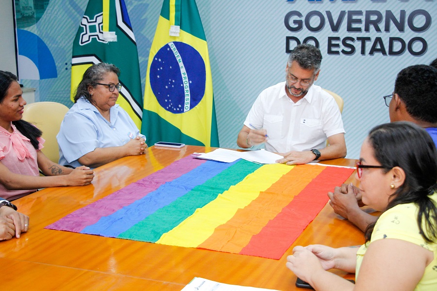 Governador Clécio Luís institui o Centro de Acolhimento para lésbicas, bissexuais, transexuais, travestis e intersexuais no Amapá