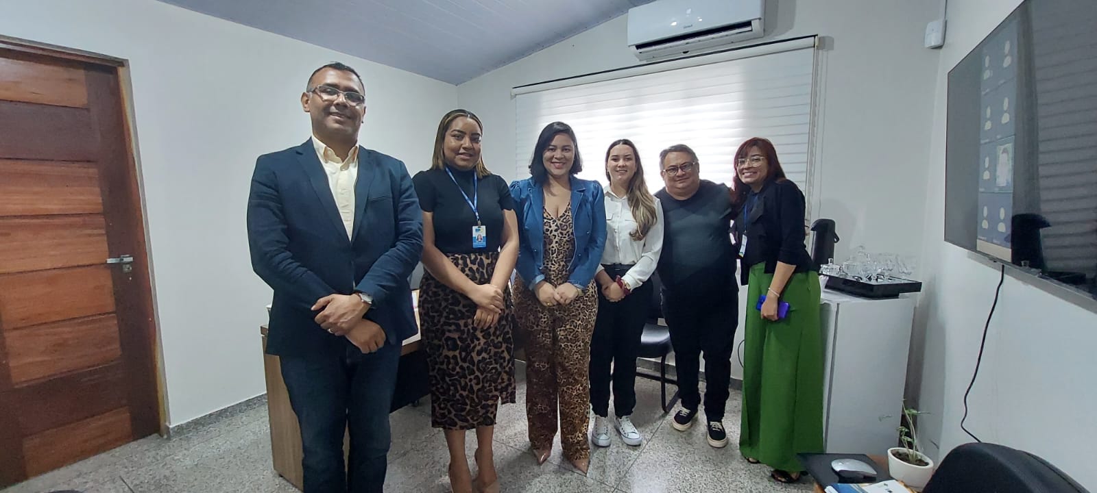 Secretaria de Políticas para Mulheres reúne membros da Rede de Atendimento para alinhamento de ações