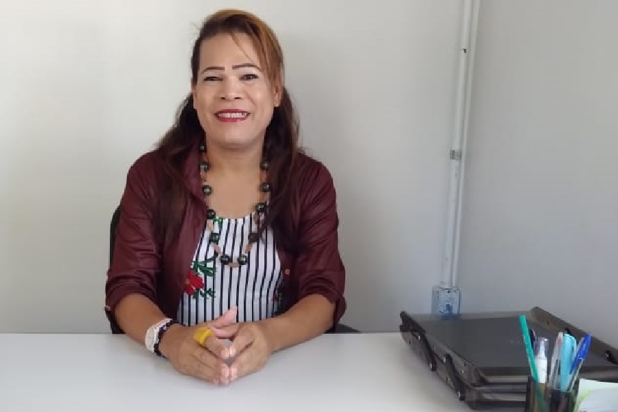 'Estou motivada a engajar outras pessoas nos estudos', diz travesti aprovada em pedagogia na Ueap