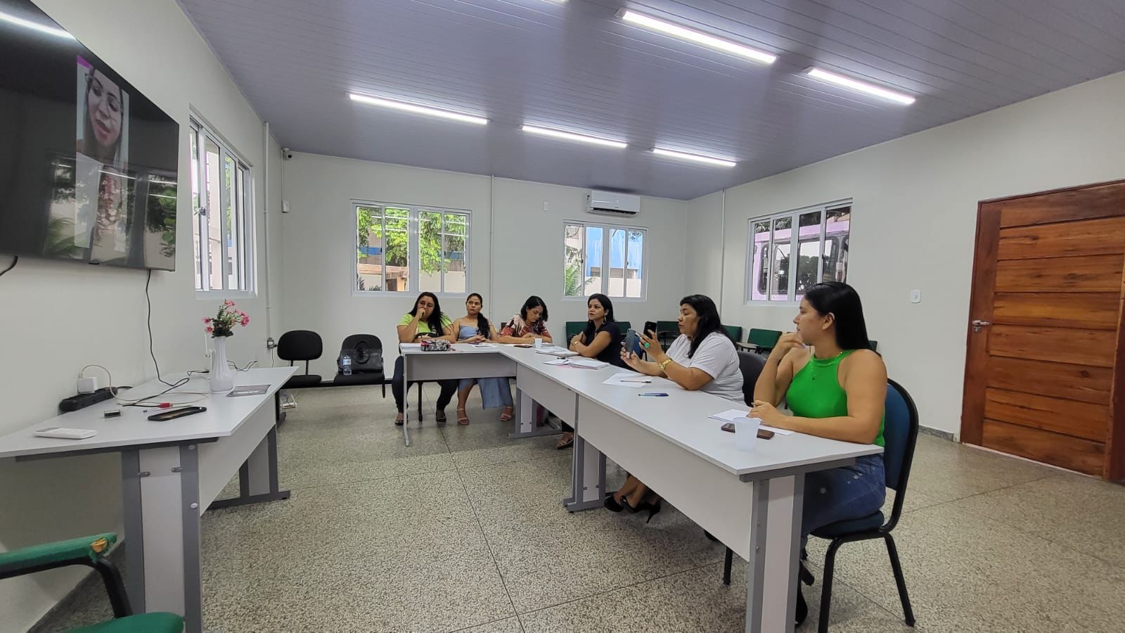 Secretaria das Mulheres promove primeiro encontro com as profissionais de Assistência Social