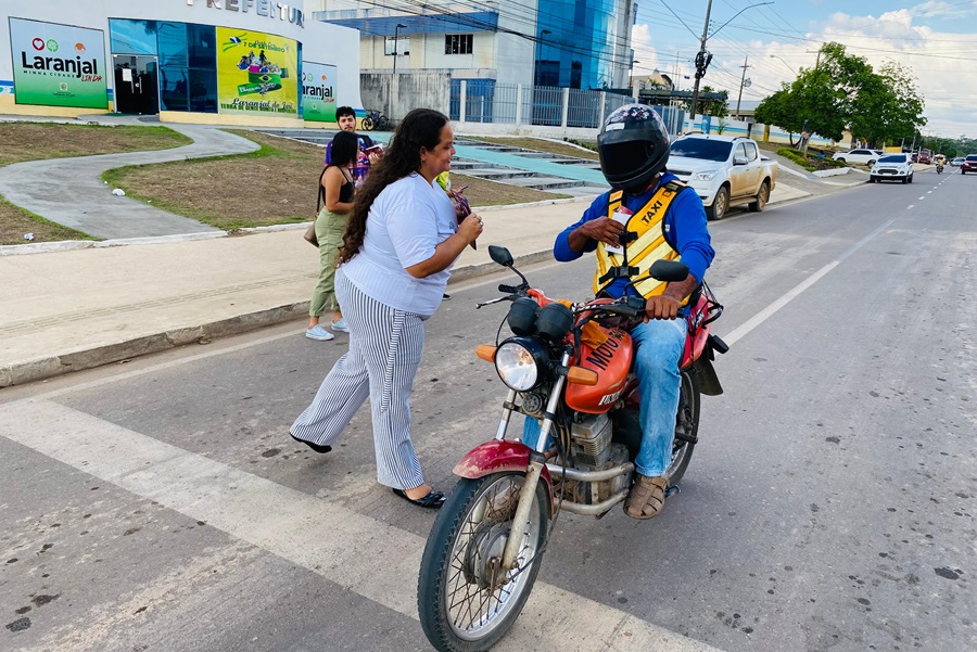 16 Dias de Ativismo: Governo do Amapá faz blitz educativa do ‘Laço Branco’ em Laranjal do Jari