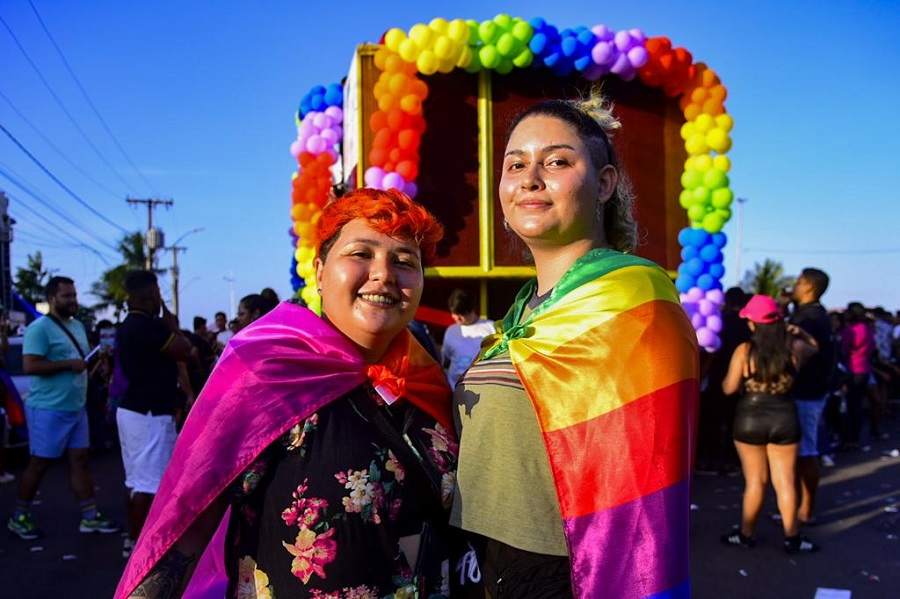 'A gente se sente vivo, se sente acolhido, sendo o que a gente realmente é', diz jovem presente na 23ª Parada LGBTQIA+