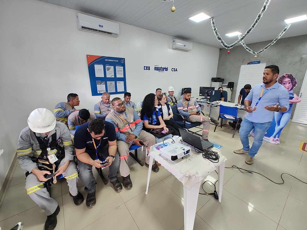 A Prefeitura Municipal de Oiapoque, por meio da Secretaria Municipal de Saúde (SEMSA) e do CEREST (Centro de Referência em Saúde do Trabalhador), realizou no dia 22 de novembro uma palestra educativa na empresa Equatorial Energia em alusão ao Novembro Azul.