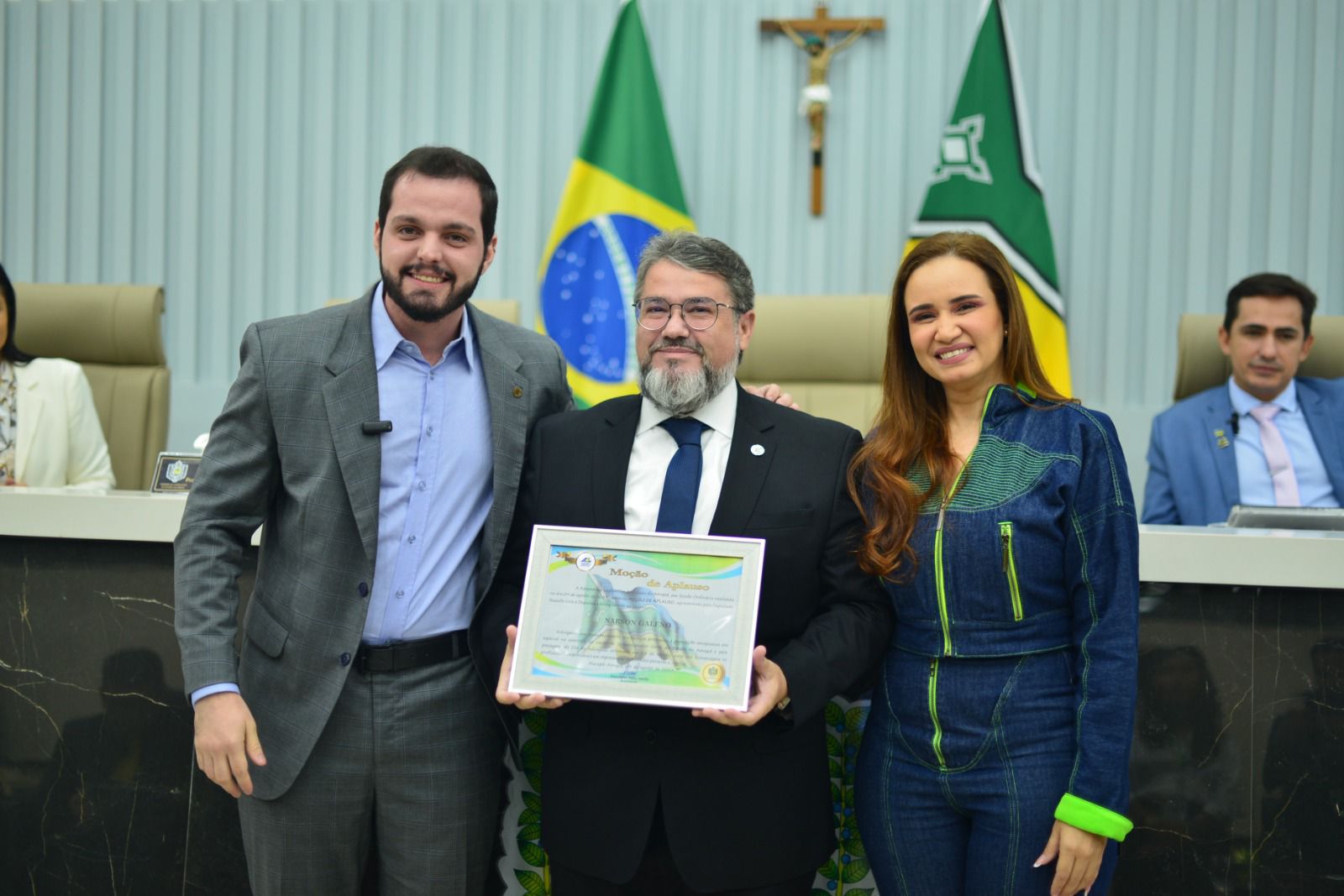 Procurador-Geral e Subprocurador-geral são homenageados na Assembleia Legislativa