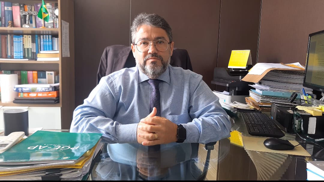 PGE aciona Ministério Público contra liberação de aulas presenciais na rede particular de Macapá