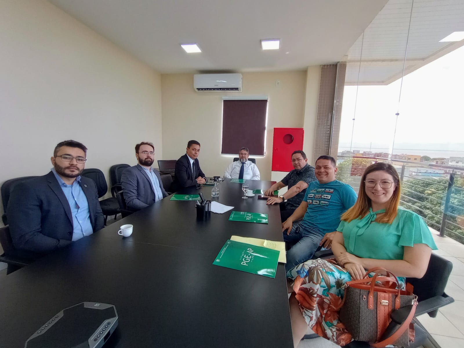 PGE reúne com representantes da UDE
