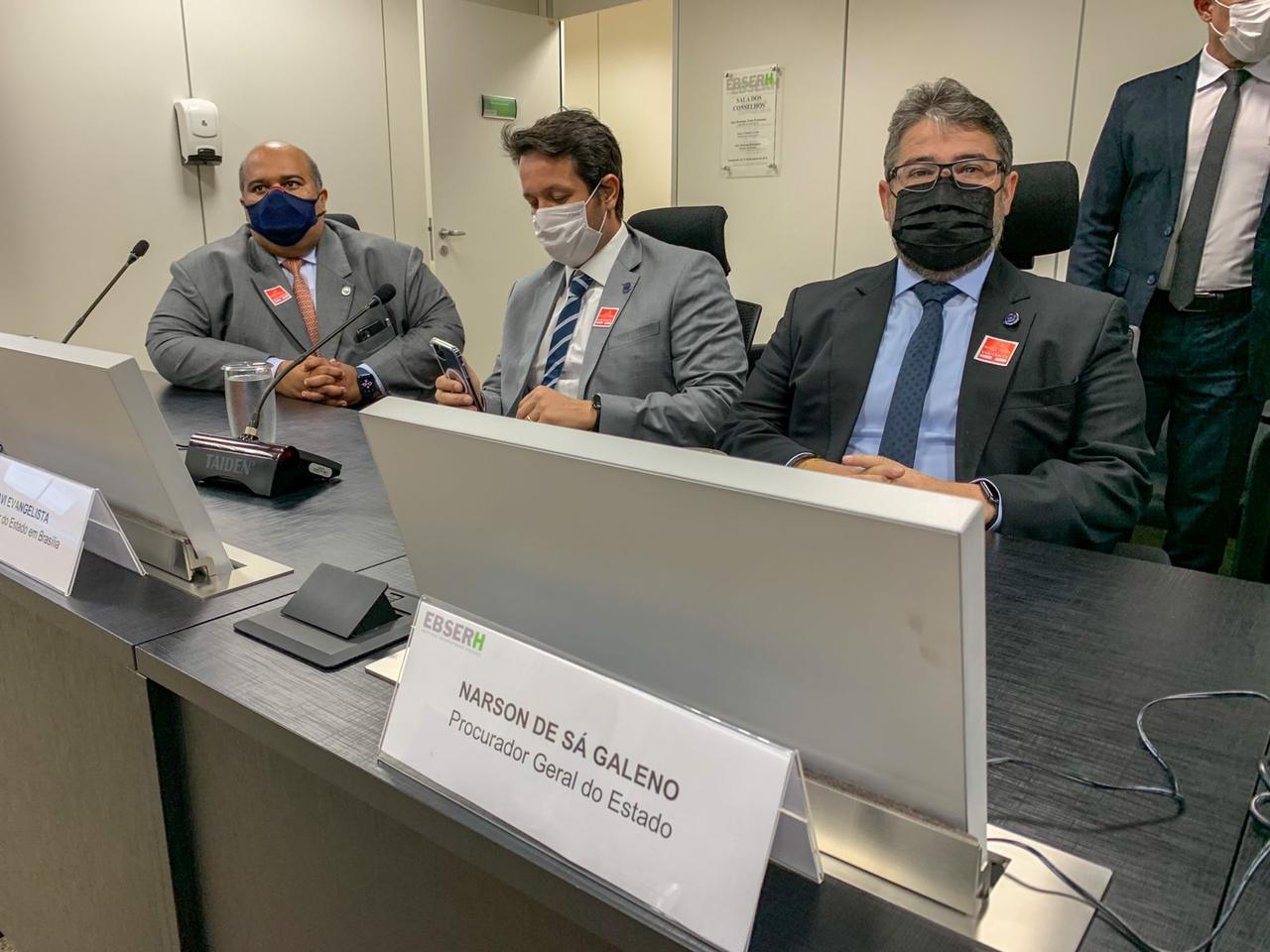 Em Brasília, Procuradores da PGE-AP participam juntamente com o governador Waldez Góes de reunião com a Ebserh 