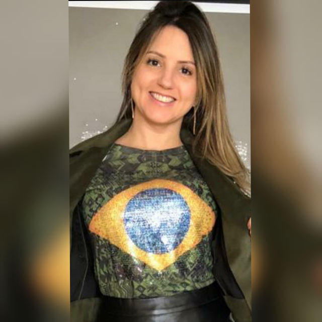 A aniversariante de hoje é a Procuradora do Estado Lorena Prado Verde