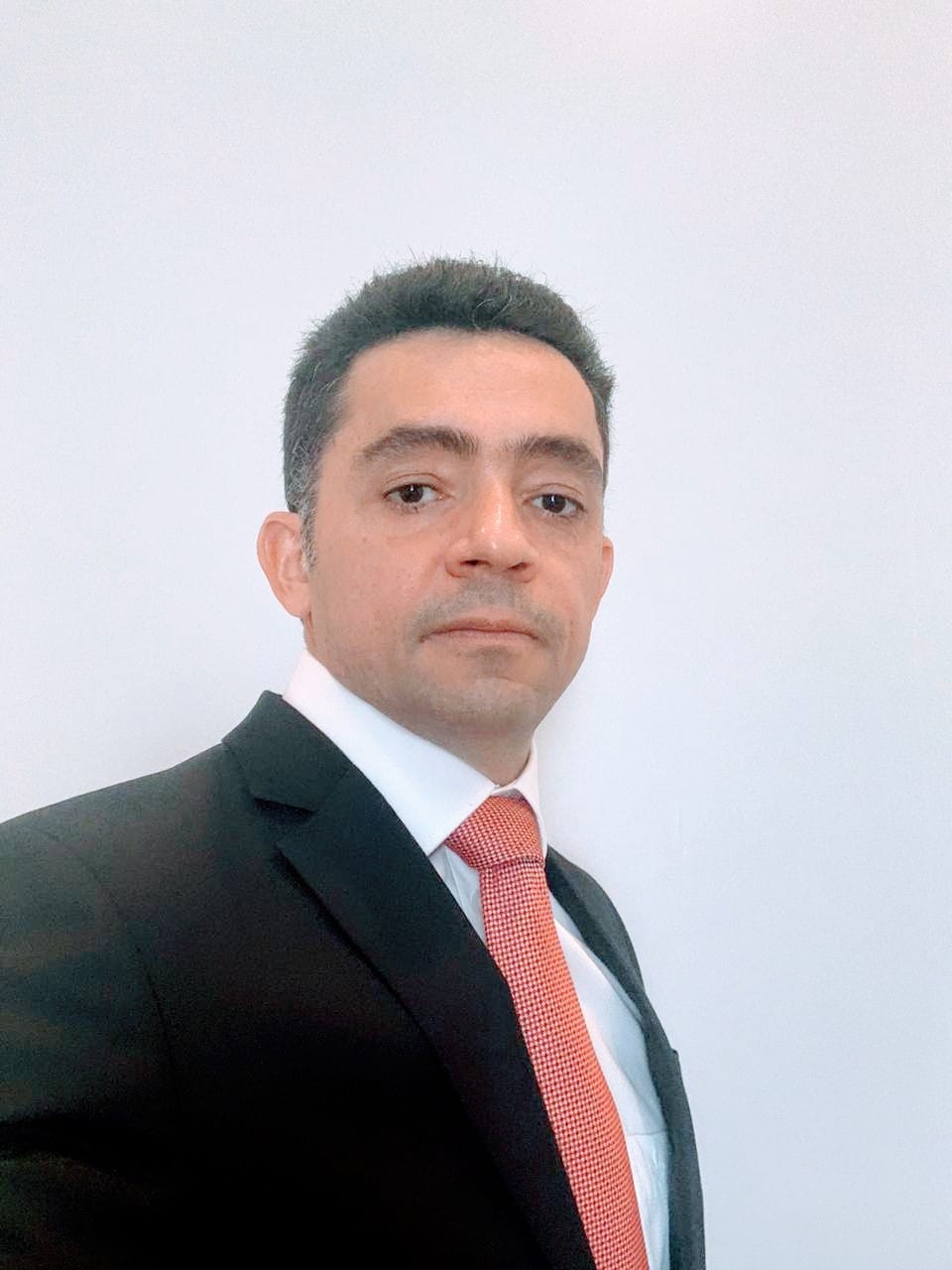 Nesta quarta-feira, quem troca de idade é o Dr. André Rocha