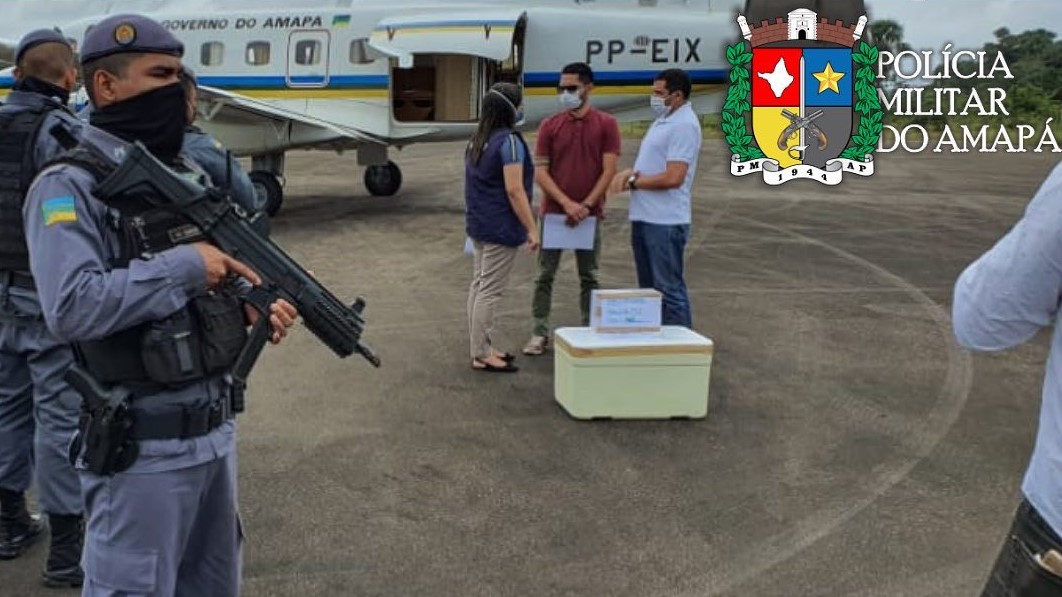 PM-AP realiza escolta das vacinas contra a Covid-19 para a capital e interiores do estado do Amapá