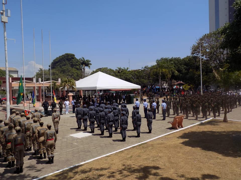 Solenidade alusiva ao Dia da Bandeira