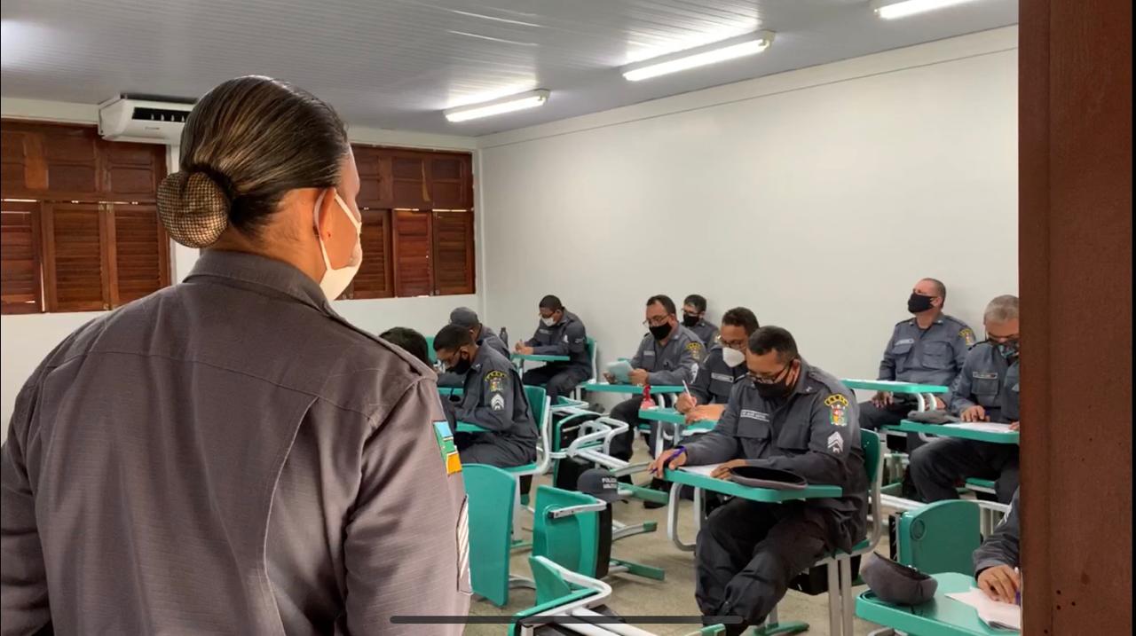 Aplicação das provas aos alunos do Centro de Formação da PM-AP