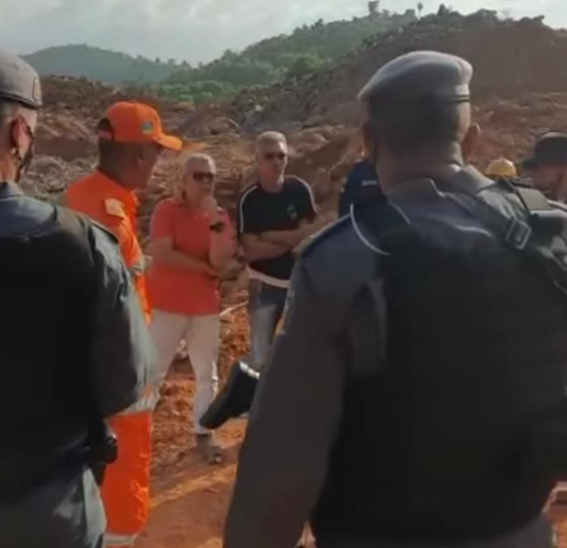 PM-AP presta apoio no atendimento da ocorrência do acidente no Distrito do Lourenço