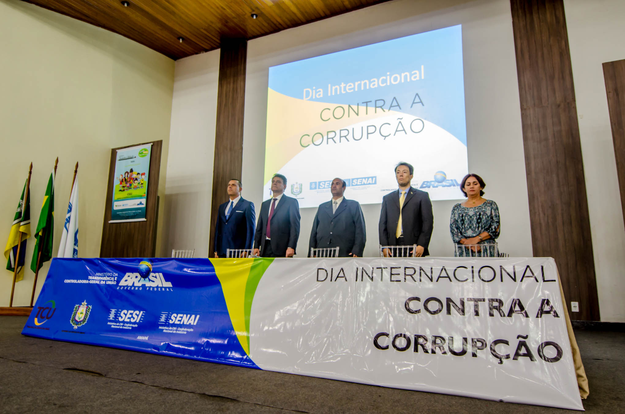 Controlador do Estado demonstra práticas de combate à corrupção adotadas pelo governo