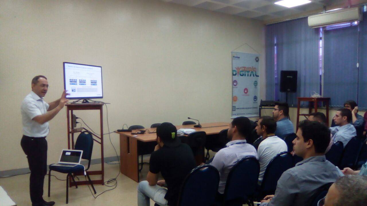 Prodap realiza palestra que beneficiará o cidadão no uso serviços tecnológicos.