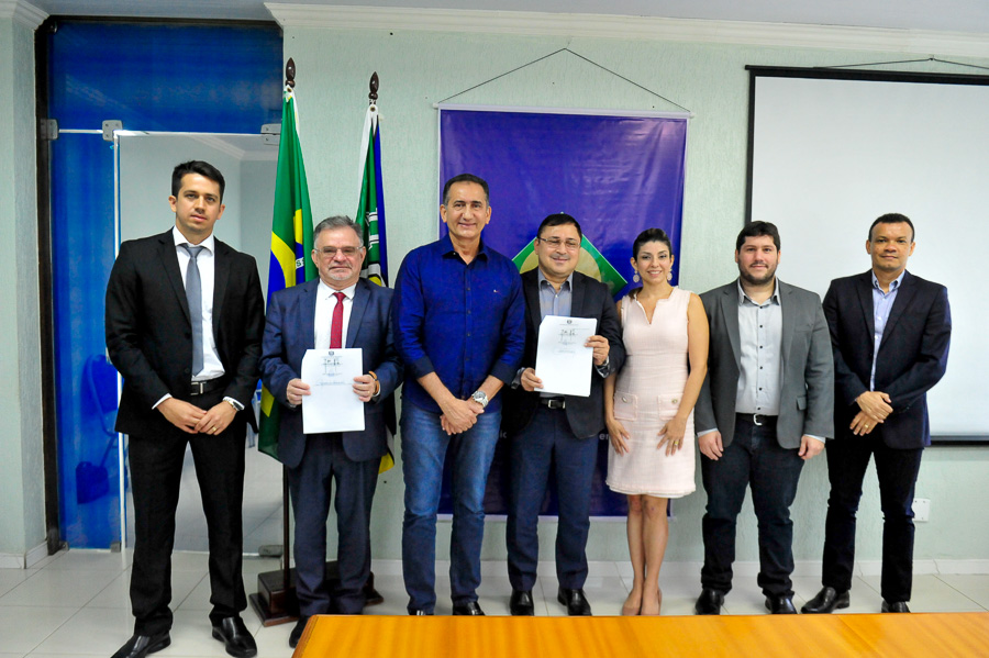 Poderes formalizam cooperação técnica de Tecnologia da Informação