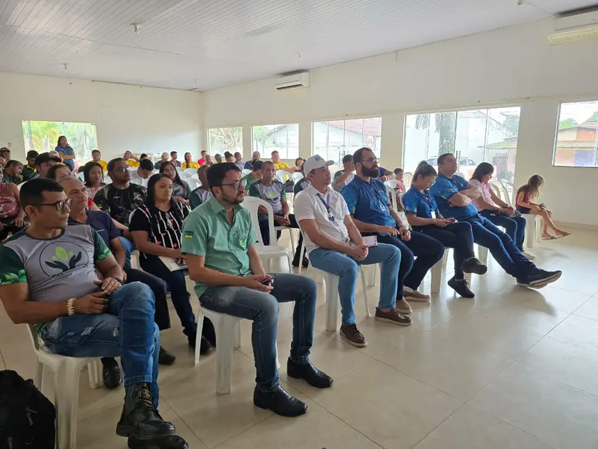 Governo do Amapá participa de fórum de agricultores familiares em Pedra Branca do Amapari
