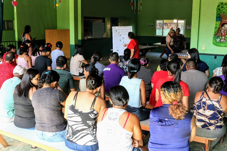 Análise de educação municipal é abordada por comunidade da Creche Liana Sardinha