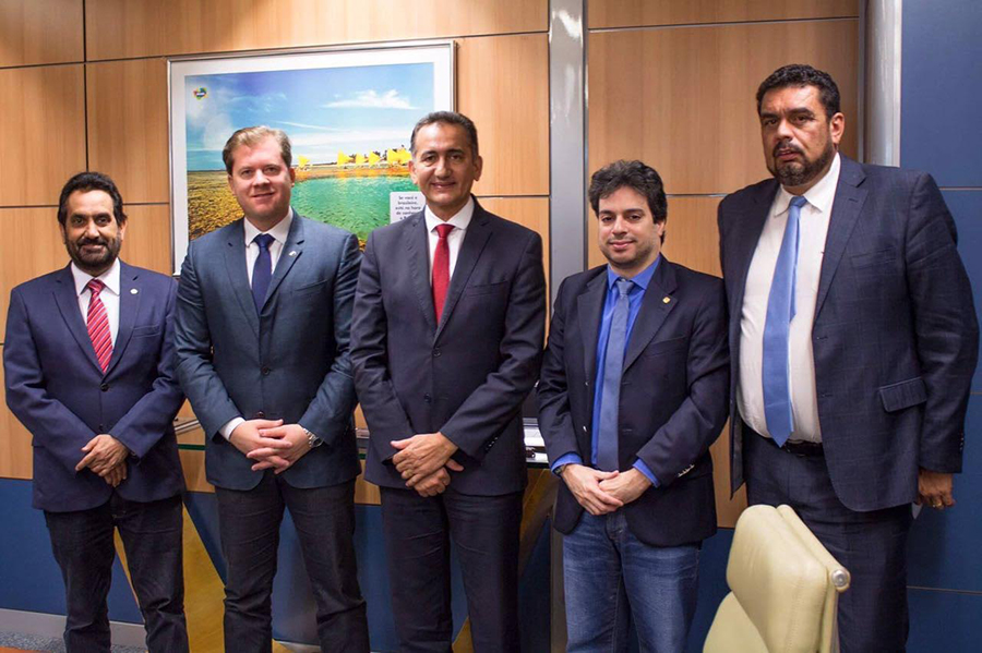 Ministro garante apoio para criação de complexo turístico no Marco Zero do Equador
