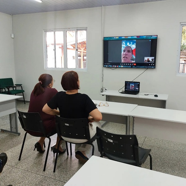 Projeto Castração de Santa Catarina trocando experiências com o Amapá