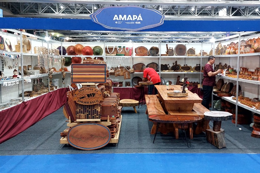 Com incentivo do Governo do Estado, artesãos amapaenses participam da maior feira de artesanato da América Latina, em Pernambuco