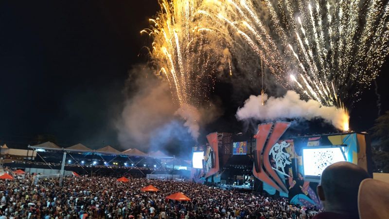 FOTOS: Bruno e Marrone embalam multidão com hits românticos na abertura da 53ª Expofeira do Amapá
