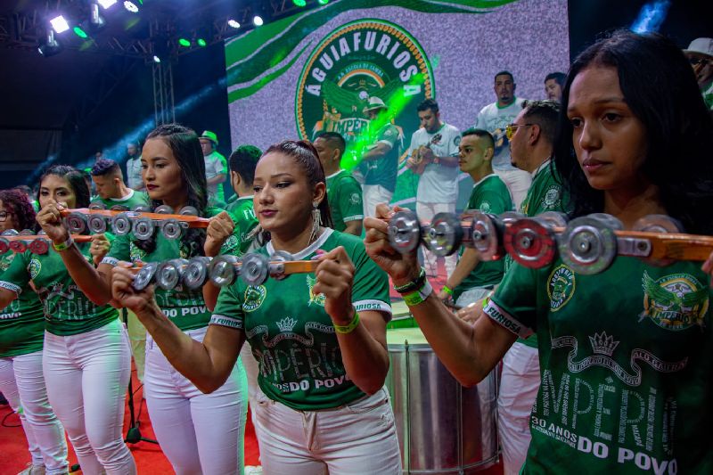 Agremiações carnavalescas fazem passagem de som em preparação ao Festival de Samba de Enredo e Bateria