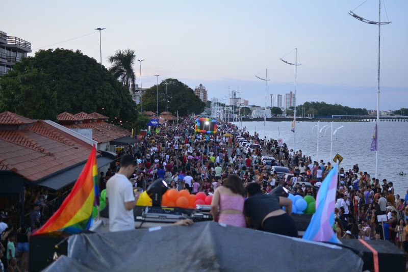 FOTOS: confira como foi a 24ª Parada do Orgulho LGBTQIAPN+ em Macapá