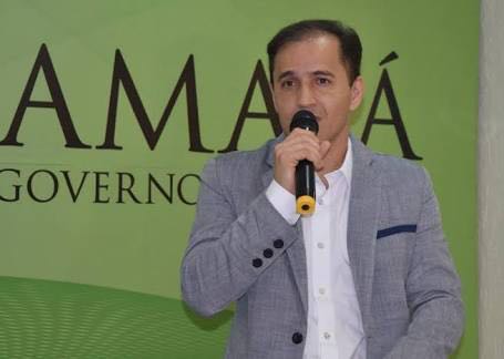 Secretário da Sedel anuncia competição nacional de natação em Macapá