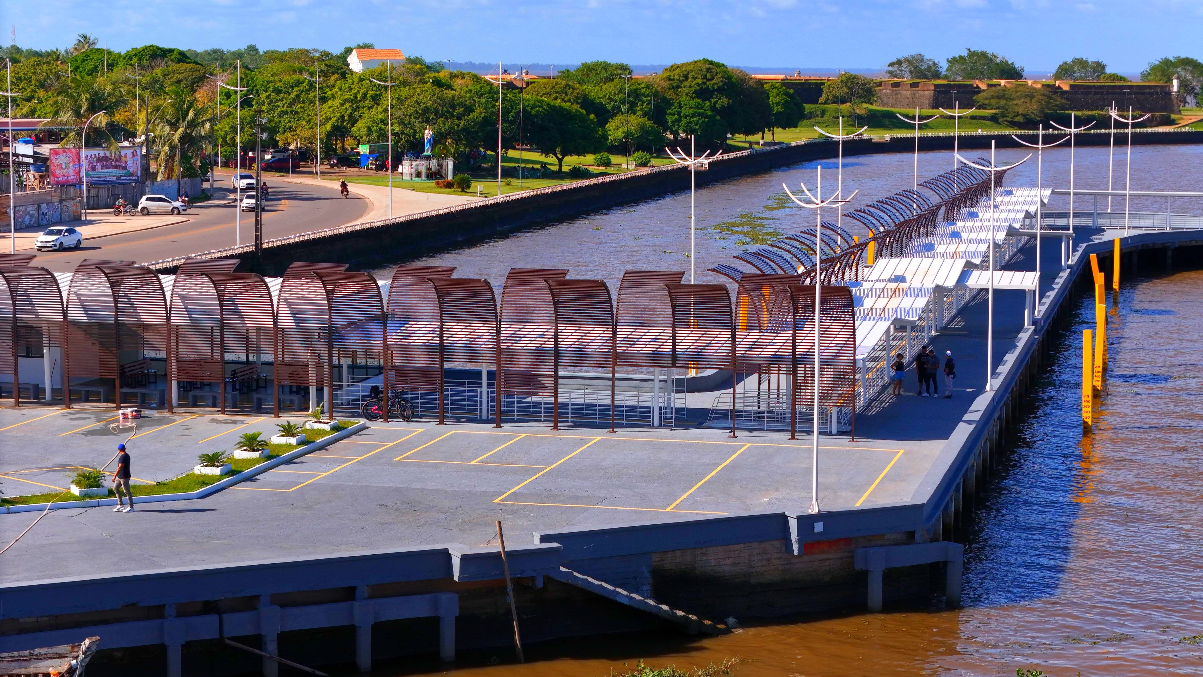 Governador Clécio Luís entrega novo Terminal Hidroviário Engº Hercílio da Luz Mescouto com padrão nacional na orla de Macapá
