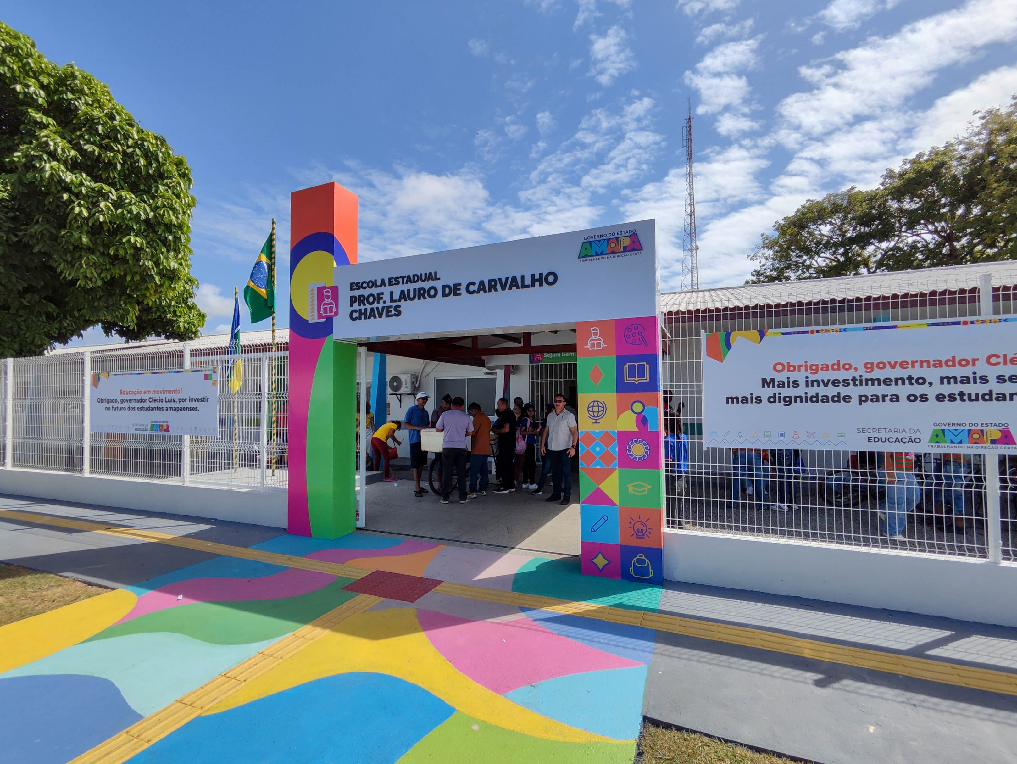 Governo do Amapá entrega Escola Estadual Lauro Chaves totalmente reconstruída na Zona Sul de Macapá