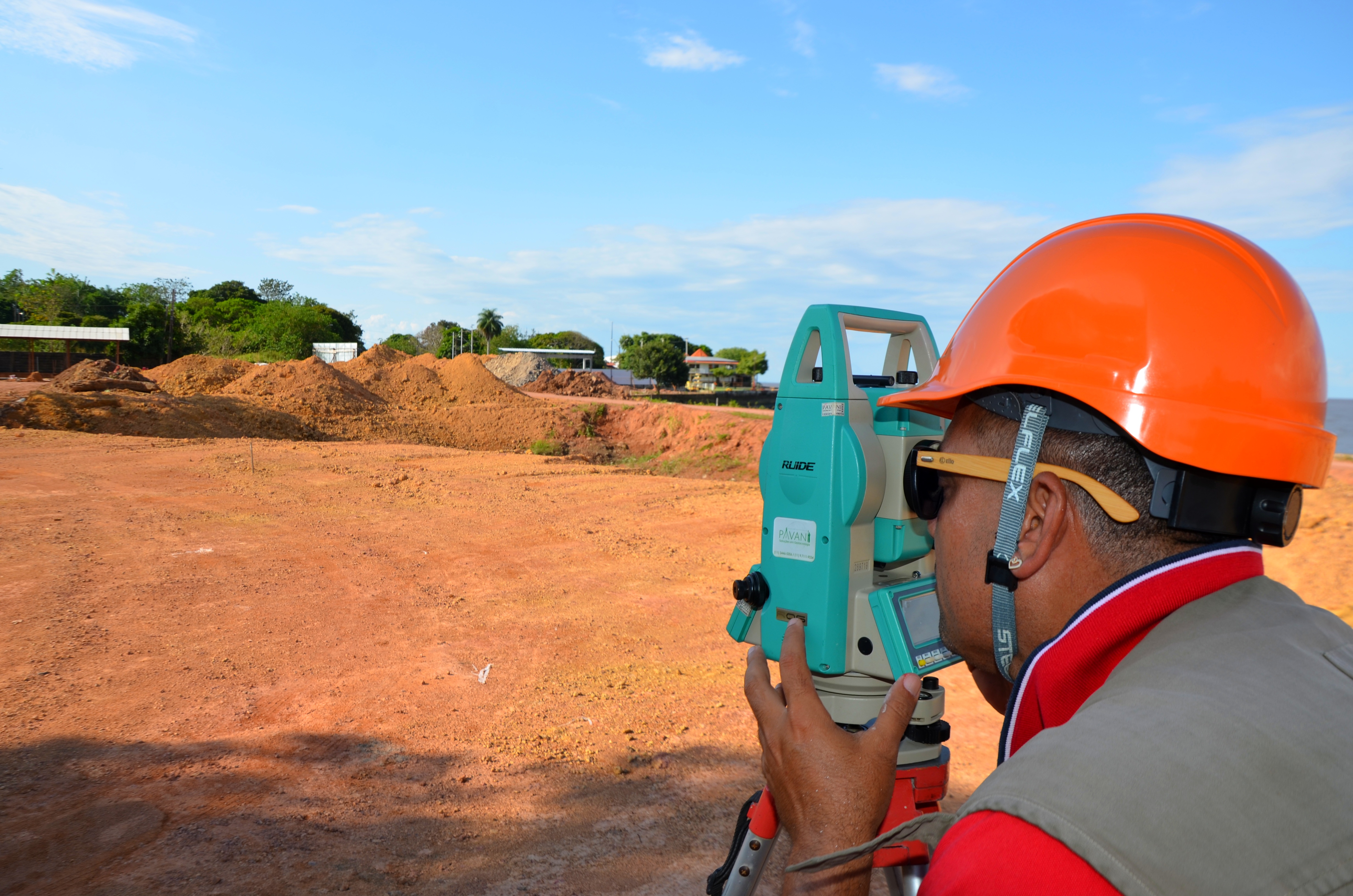 Amapá em obras: Governo do Estado expande terraplenagem e aterro do Complexo do Aturiá, em Macapá