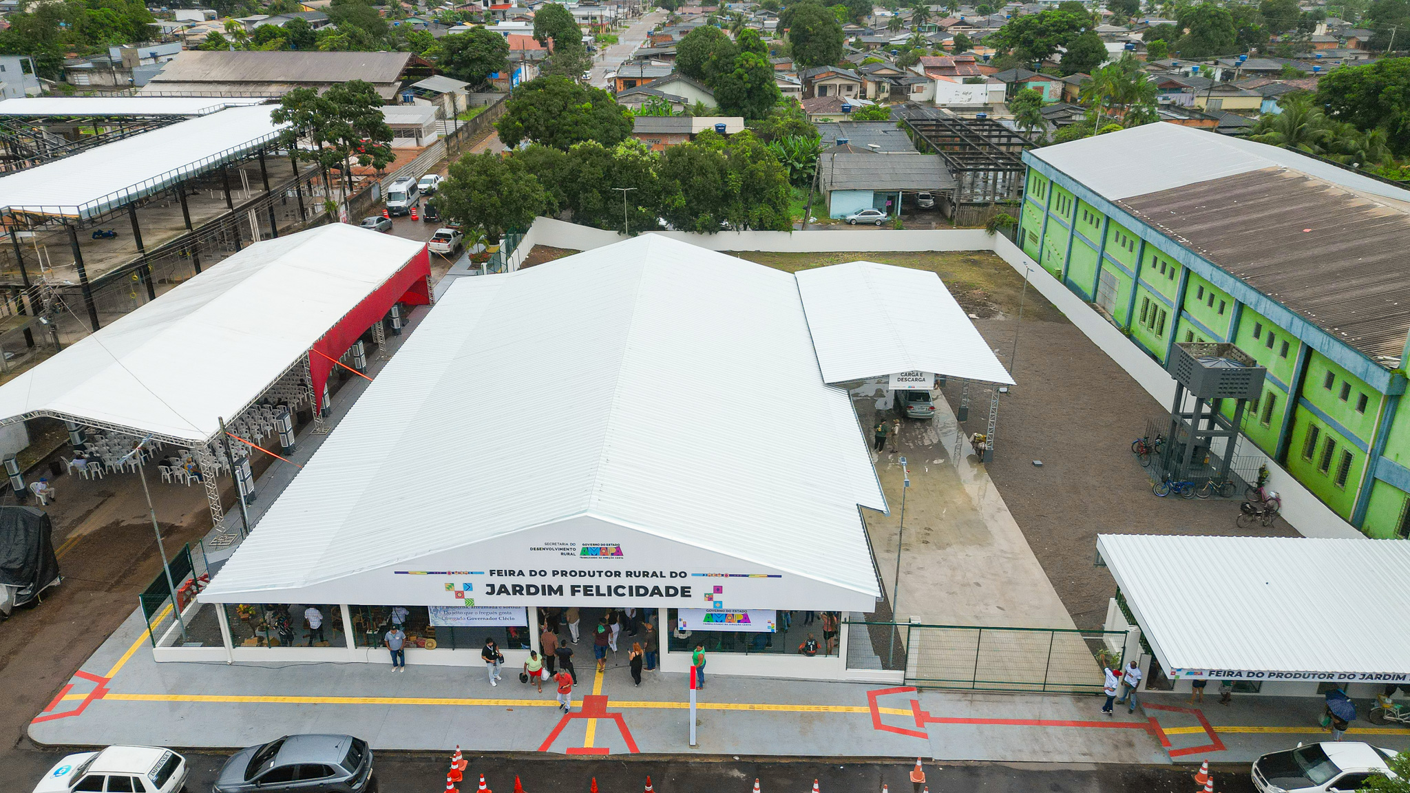 'Dignidade completa desde a plantação até a comercialização', enfatiza Clécio ao entregar nova Feira do Produtor Rural na Zona Norte de Macapá